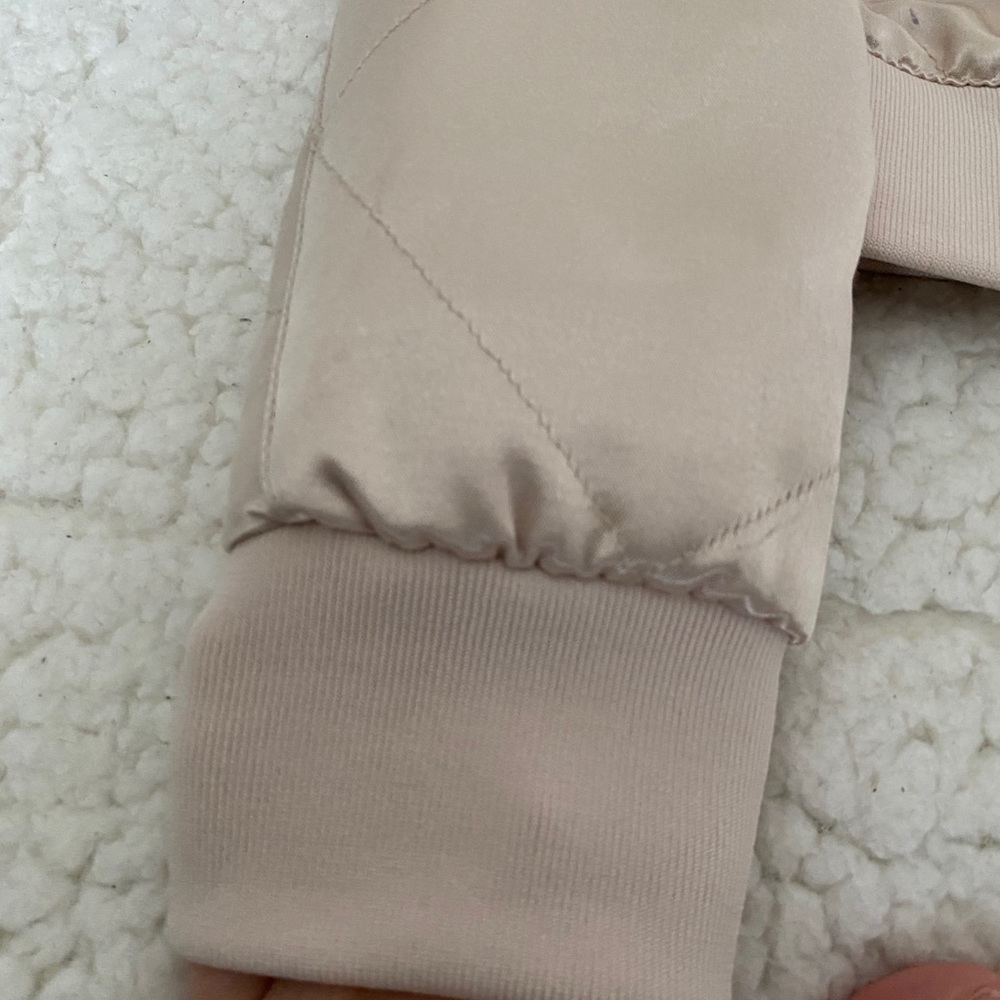 Zip up jacket - Picture 2 of 7